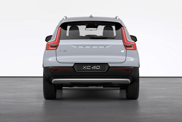 XC40-RECHARGE_grigio_foto4.jpg